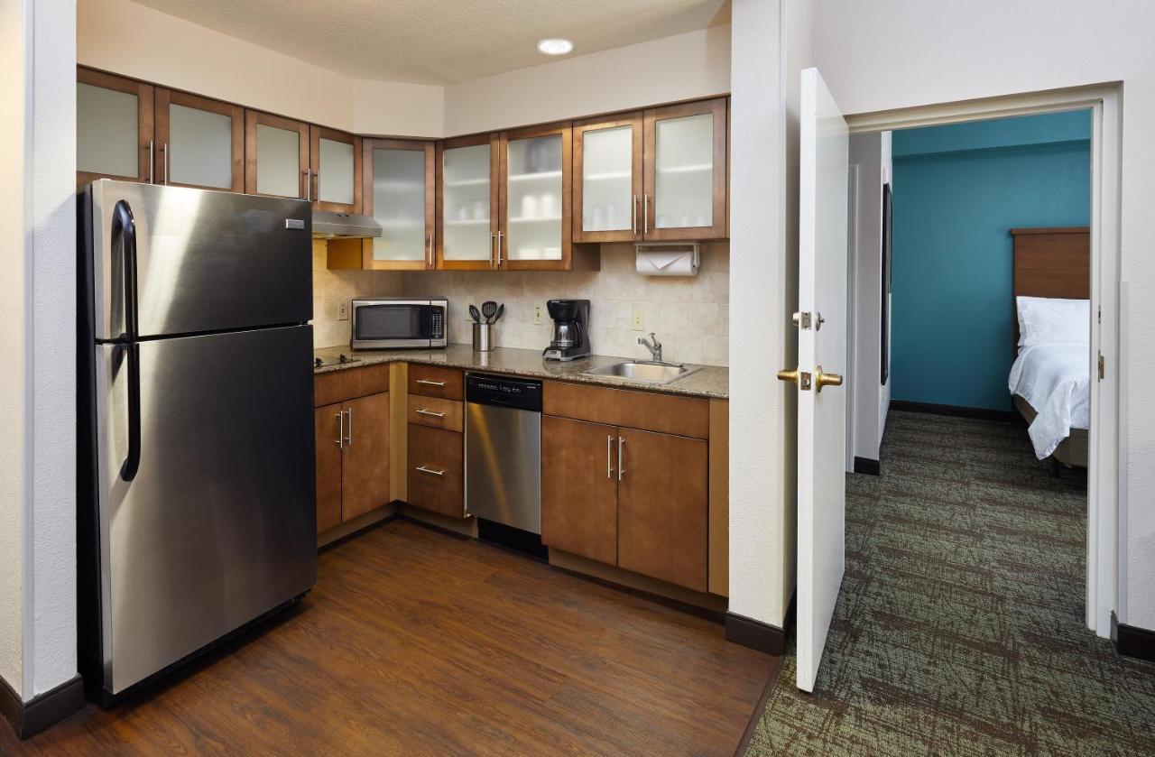 Two-Bedroom Suite,1011795367:JPEG