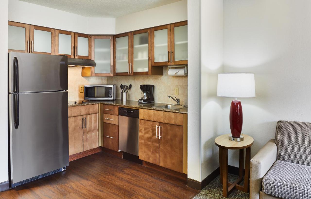 One-Bedroom Suite Two Queen Beds