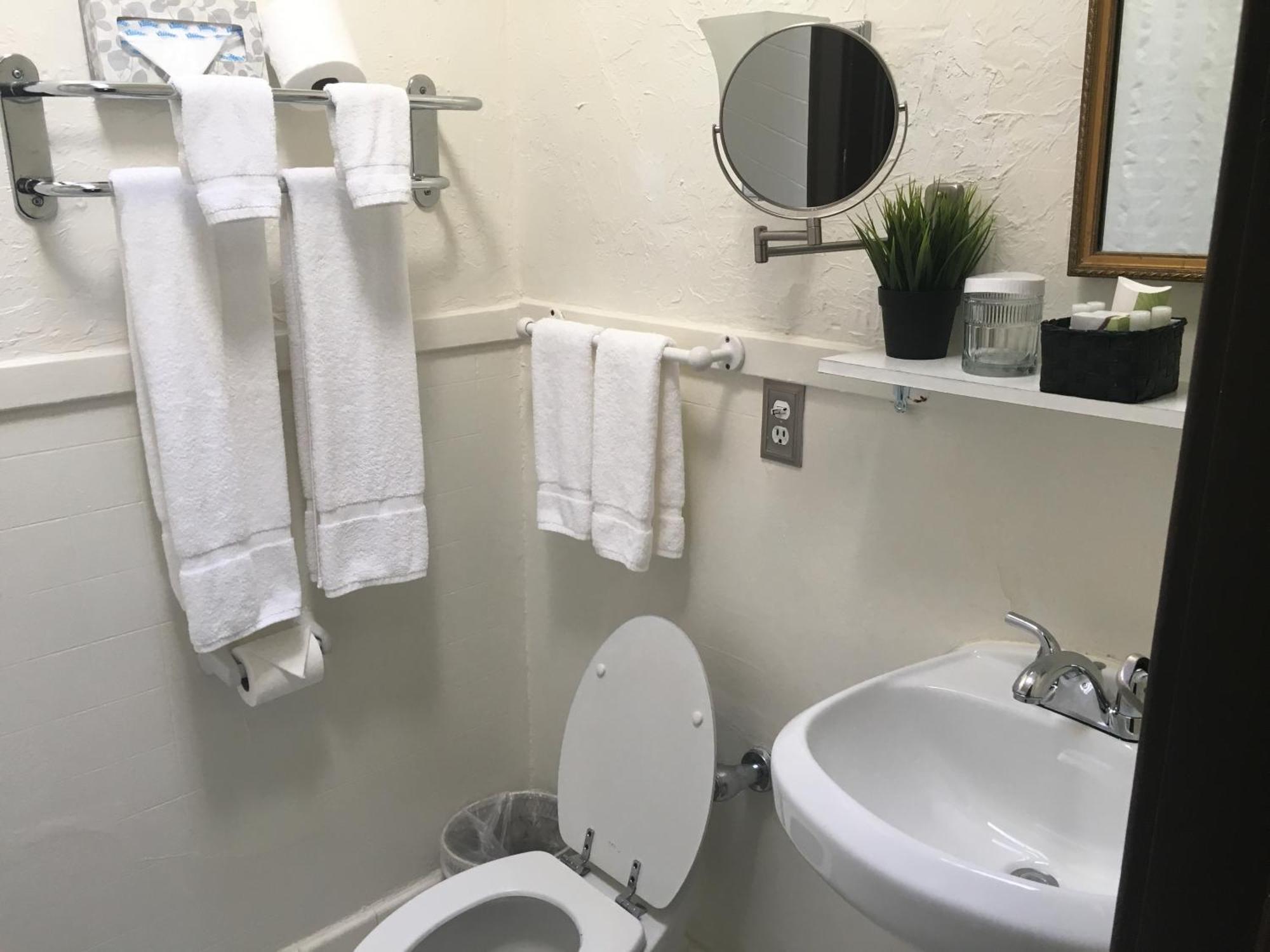 Queen Suite