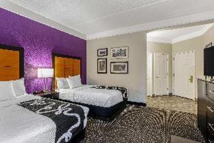 Deluxe Double Room Two Double Beds Non-Smoking