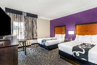 Deluxe Double Room Two Double Beds Non-Smoking