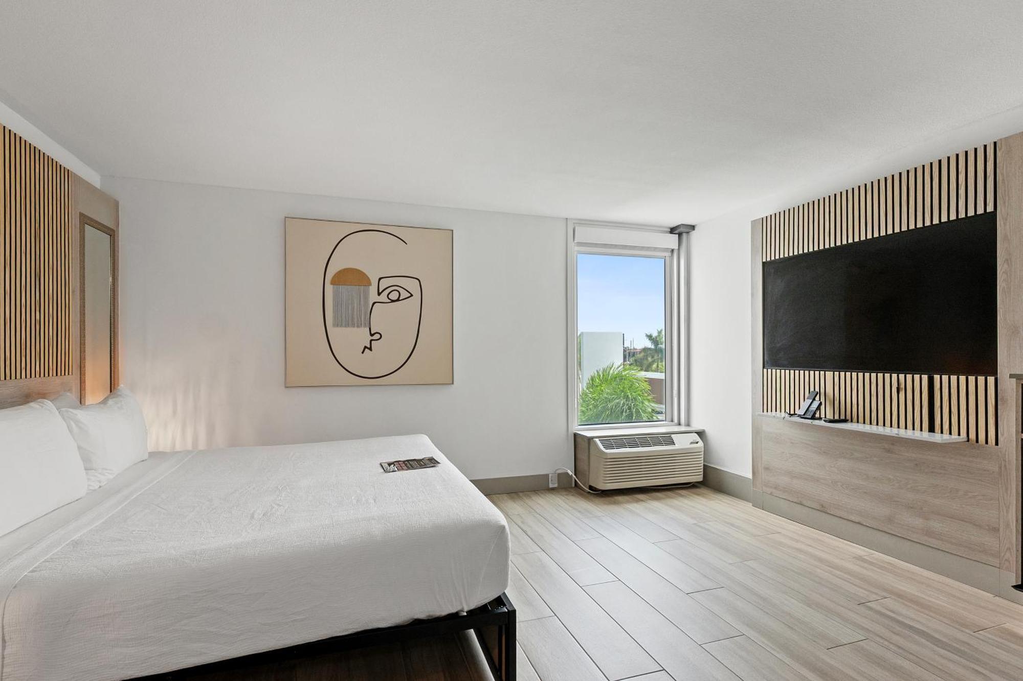 Superior Single Room