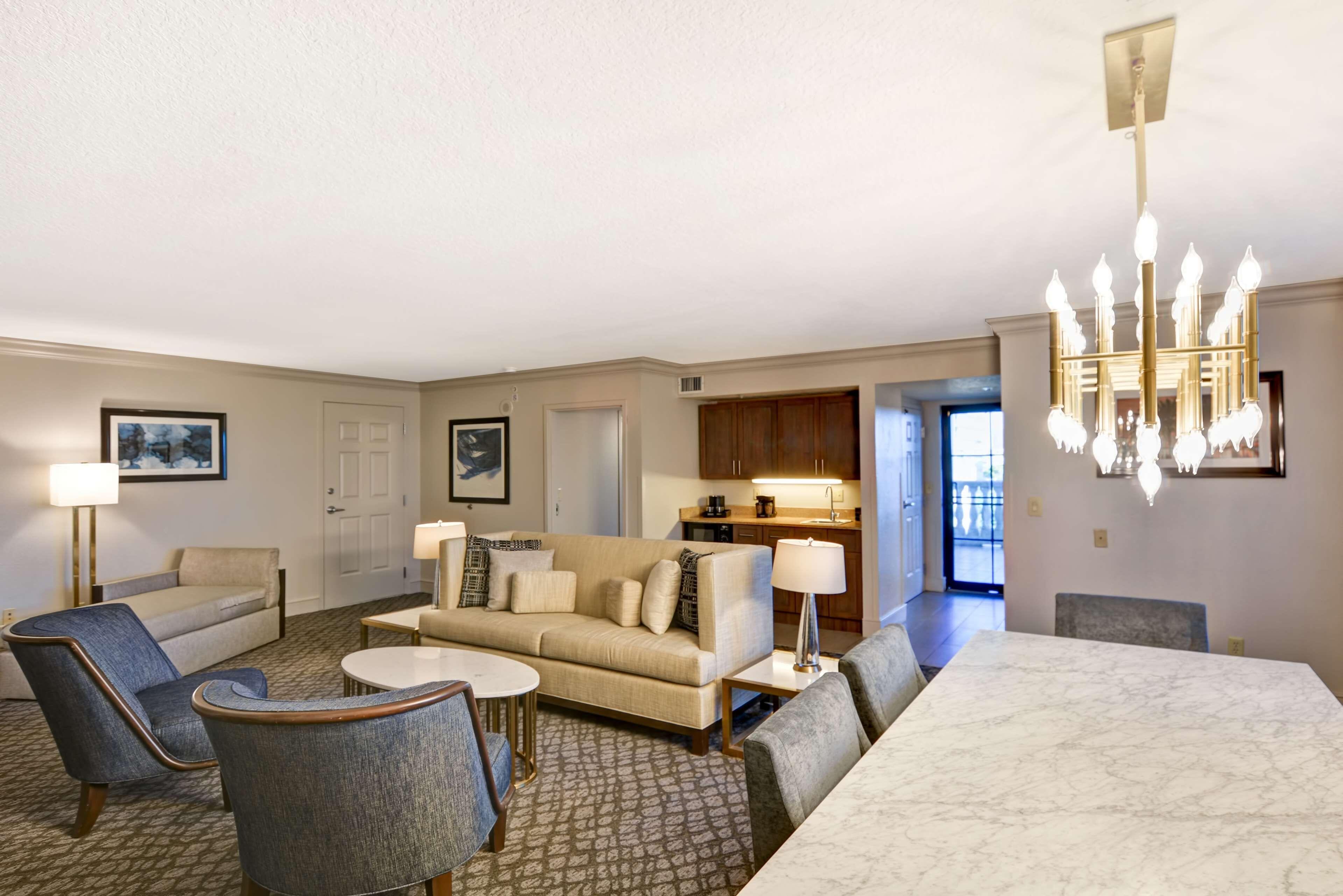 Presidential Suite Non-Smoking
