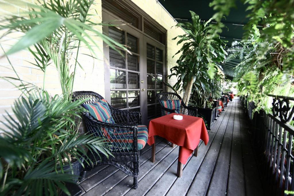King Room Balcony Street view,52436045:JPEG