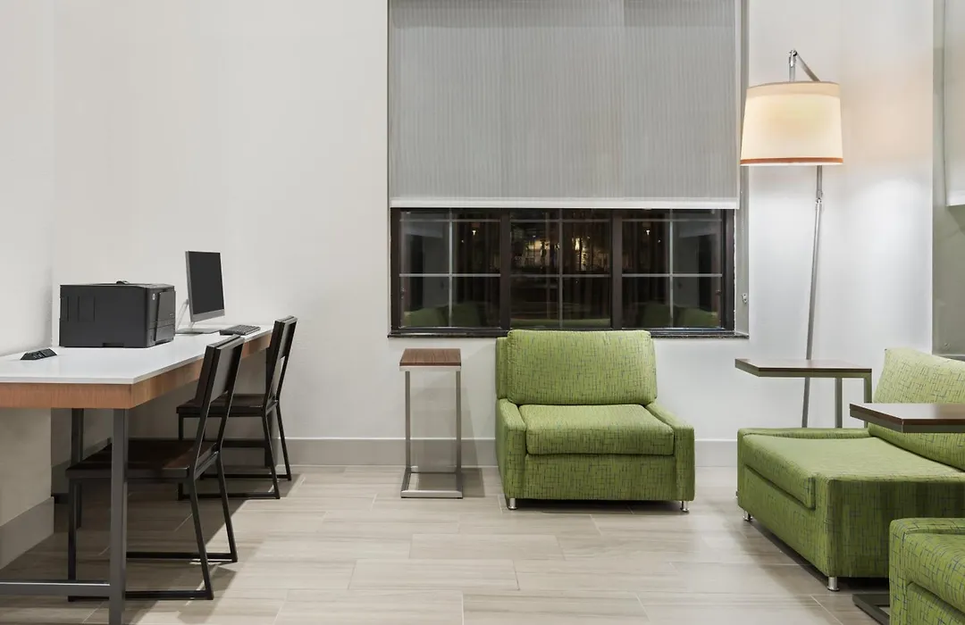 Holiday Inn Express & Suites - Nearest Universal Orlando By Ihg-1