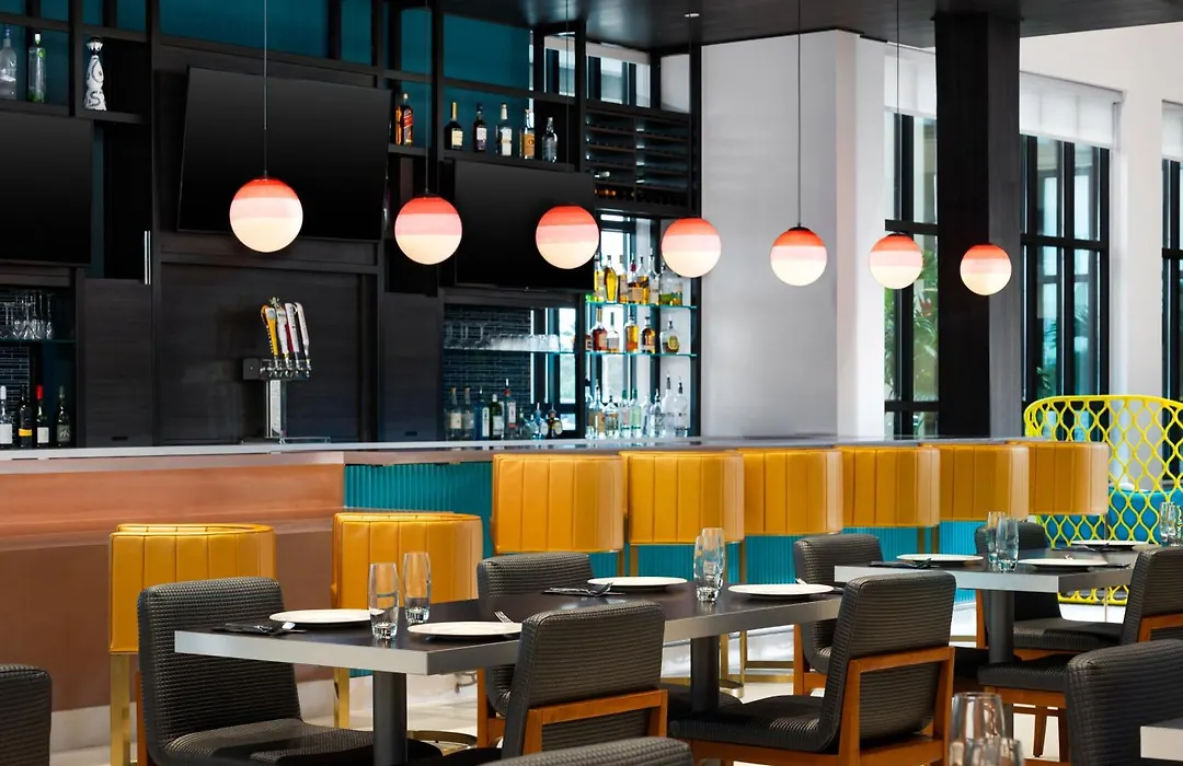 Hilton Garden Inn Millenia Near Universal Orlando Resort-1