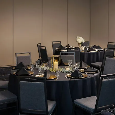 Courtyard By Marriott Across Universal Orlando-2
