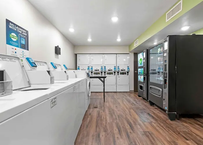 Extended Stay America Select Suites - Orlando - Airport